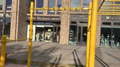 Площадка для воркаута в городе Москва №13226 Маленькая Современная фото