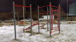 Площадка для воркаута в городе Екатеринбург №13232 Маленькая Современная фото