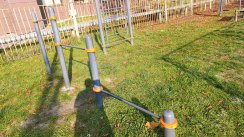 Площадка для воркаута в городе Пятигорск №13233 Маленькая Современная фото