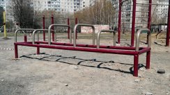 Площадка для воркаута в городе Новосибирск №2137 Маленькая Современная фото