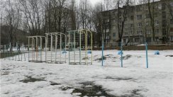 Площадка для воркаута в городе Железногорск (Курская область) №1518 Средняя Советская фото
