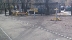 Площадка для воркаута в городе Санкт-Петербург №5043 Маленькая Современная фото