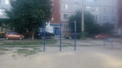 Площадка для воркаута в городе Николаев №2232 Маленькая Современная фото