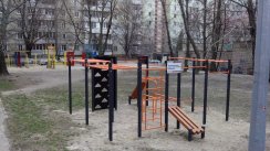 Площадка для воркаута в городе Киев №4997 Маленькая Современная фото