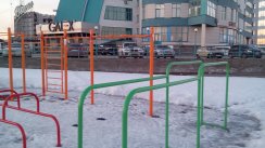 Площадка для воркаута в городе Барнаул №5032 Средняя Современная фото