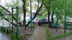 Площадка для воркаута в городе Красногорск №5193 Маленькая Современная фото