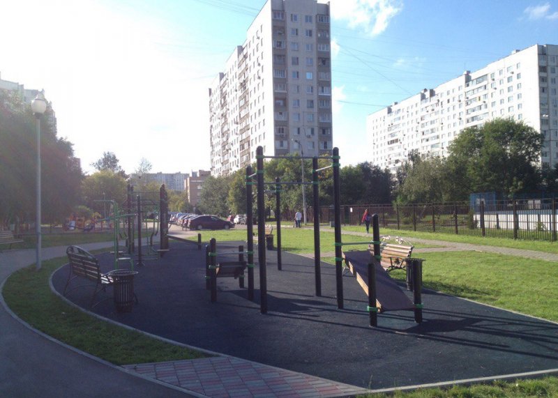 Площадка для воркаута в городе Москва №5550 Маленькая Хомуты фото