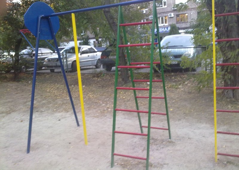 Площадка для воркаута в городе Запорожье №2560 Средняя Современная фото