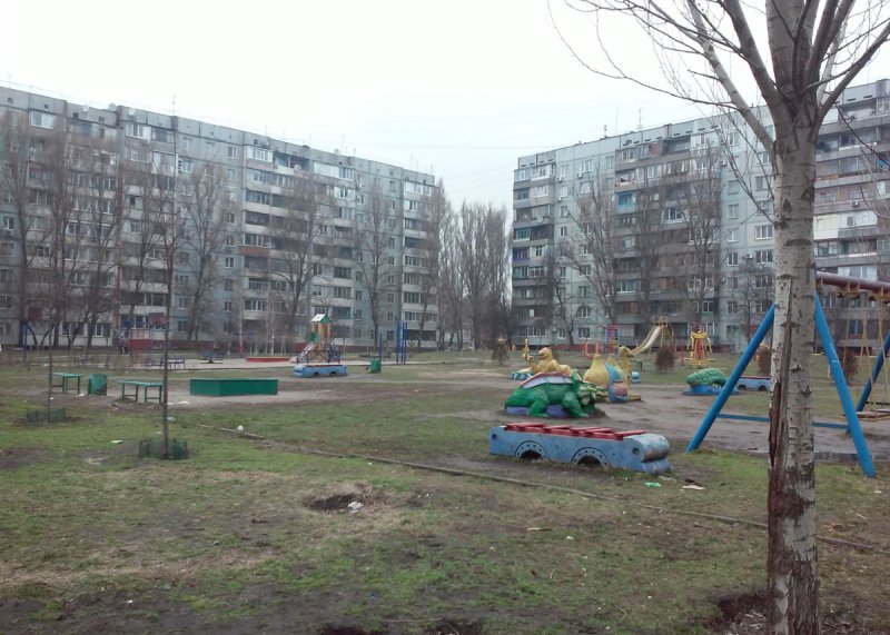Площадка для воркаута в городе Запорожье №2710 Маленькая Современная фото