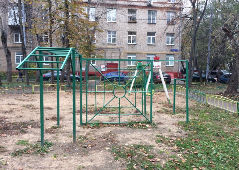 Площадка для воркаута в городе Москва №5881 Маленькая Советская фото