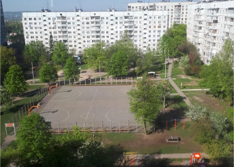 Площадка для воркаута в городе Харьков №8435 Средняя Современная фото