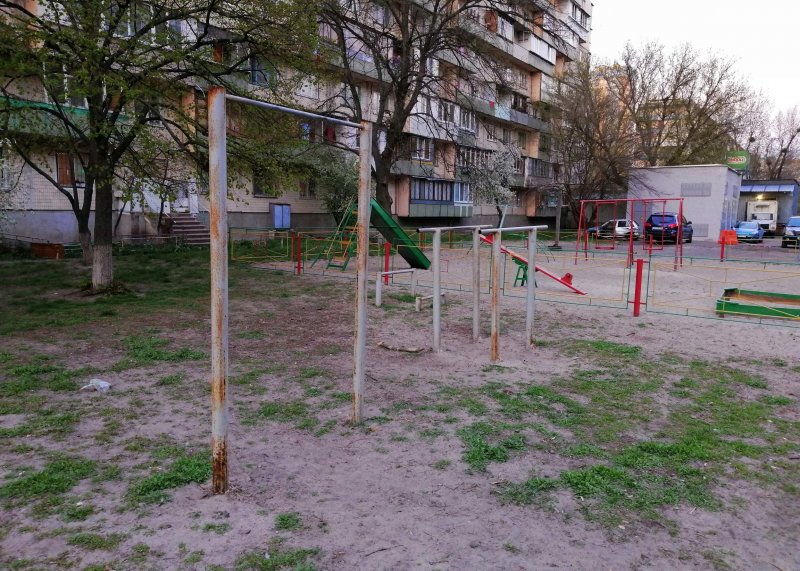 Площадка для воркаута в городе Киев №9571 Маленькая Советская фото
