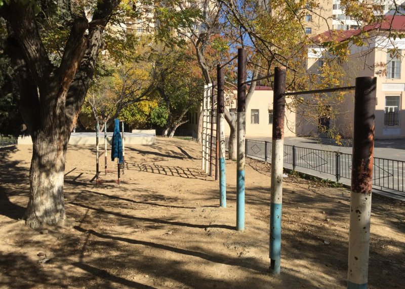 Площадка для воркаута в городе Баку №11636 Маленькая Советская фото