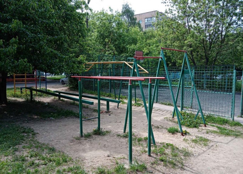 Площадка для воркаута в городе Королев №12405 Маленькая Советская фото
