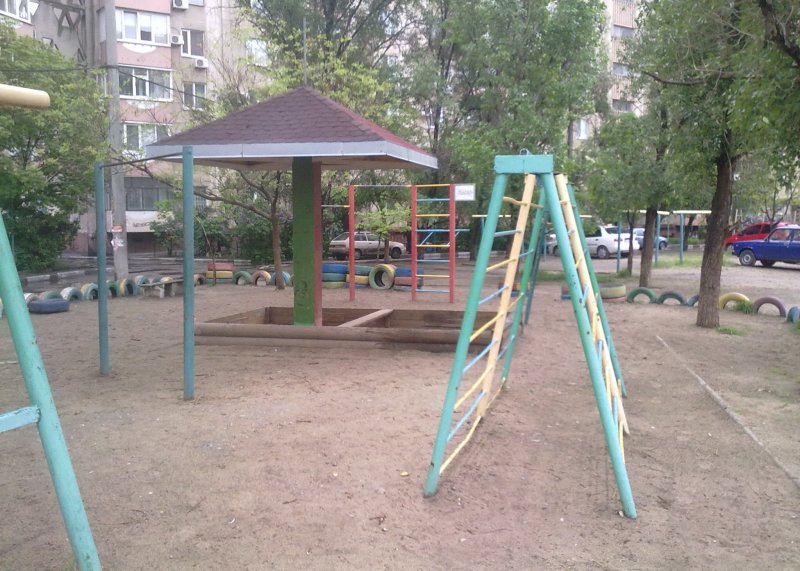 Площадка для воркаута в городе Запорожье №2135 Маленькая Советская фото