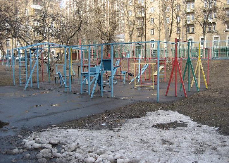 Площадка для воркаута в городе Москва №60 Средняя Советская фото