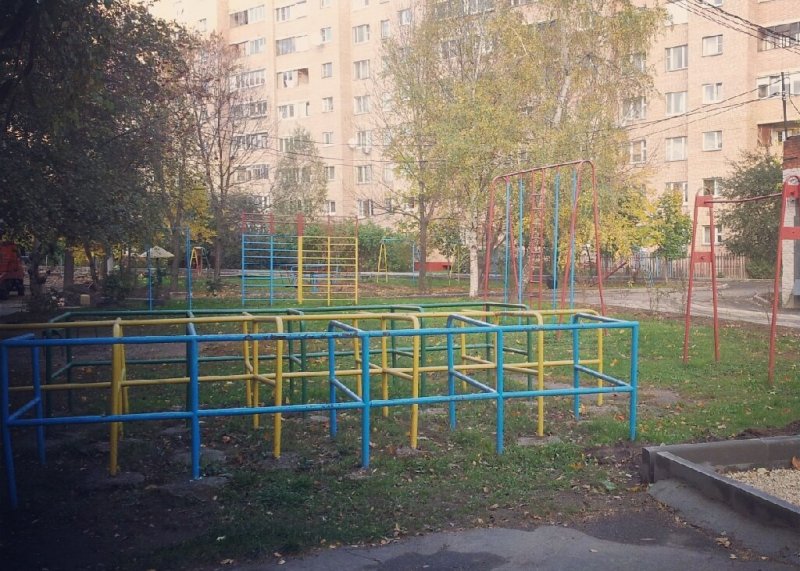 Площадка для воркаута в городе Химки №1278 Средняя Советская фото