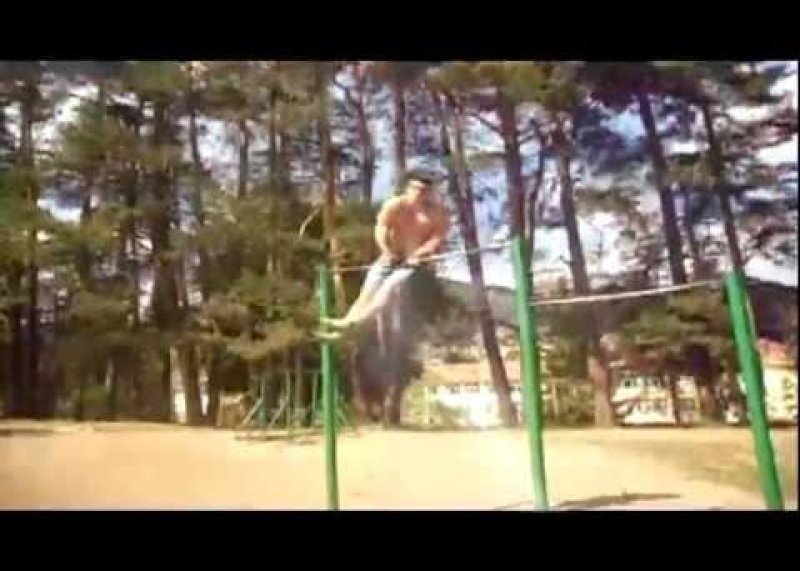 front lever,handstand,muscle up, planche,oap, hollowback  17 years old 83kg beast