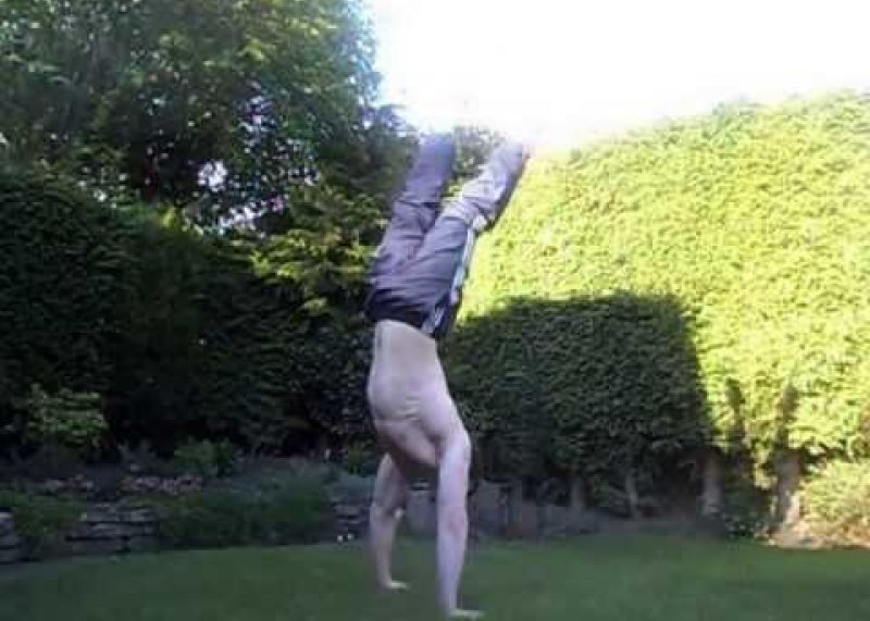 Low Straddle Planche & Handstand Walks Attempts