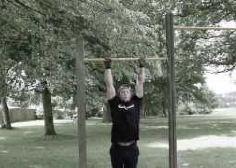 How to do a pull over (calisthenics street workout tutorial)
