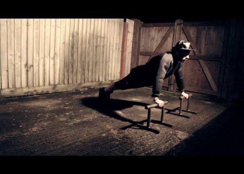 Chest workout for a shoulder injury (calisthenics x street workout x rehab)