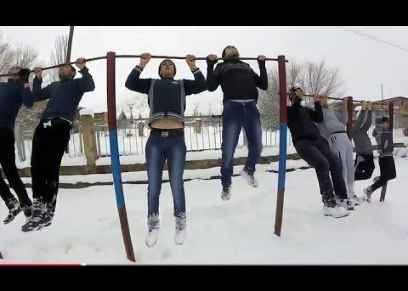 Зимняя тренировка команды города Раздан (Street Workout Armenia)