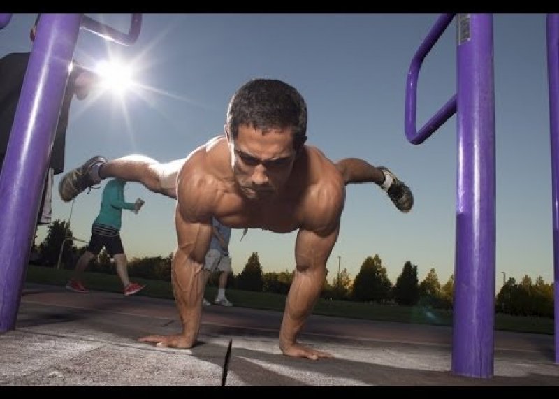 Best Moves of 2013 -- California Calisthenics Outdoor Workout