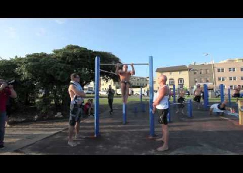 GUINNESS WORLD RECORD MUSCLE UPS OFFICIAL VIDEO